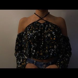 BLACK FLORAL SHIRT size s